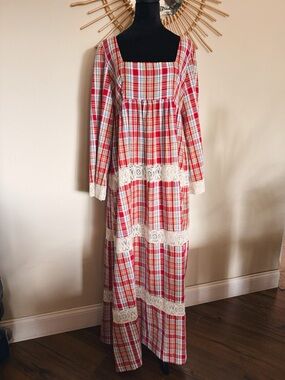 1970s Homemade Plaid & Lace Prairie Dress